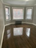 7658 S Ingleside Ave - Photo 1 of 1