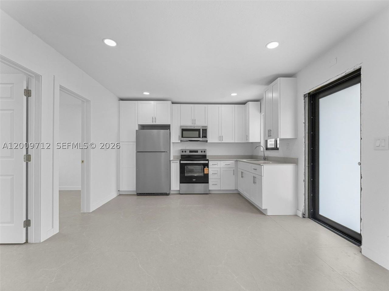 1368 W 29th St #2 - Photo 4 of 9