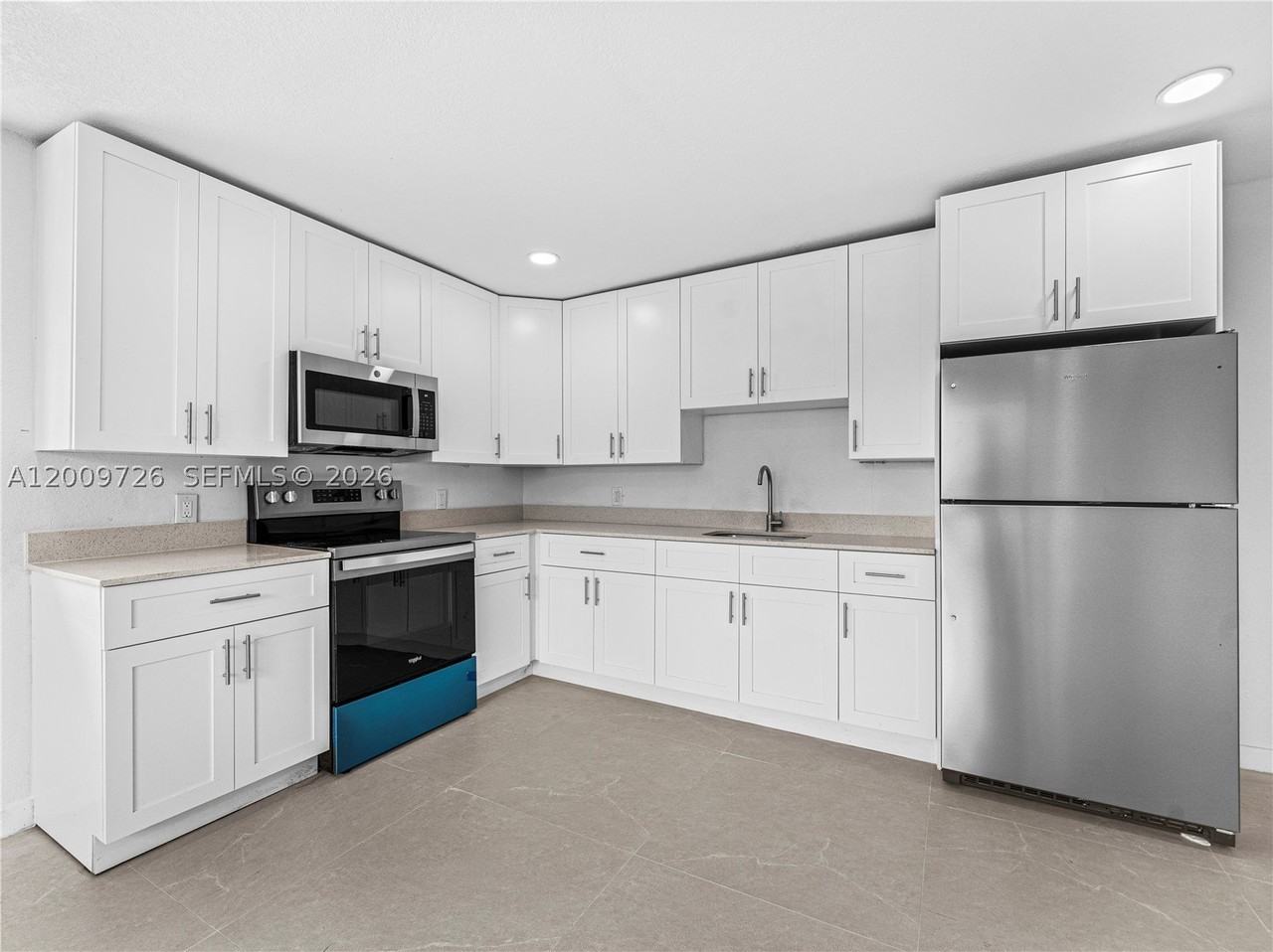 1370 W 29th St #A - Photo 4 of 11