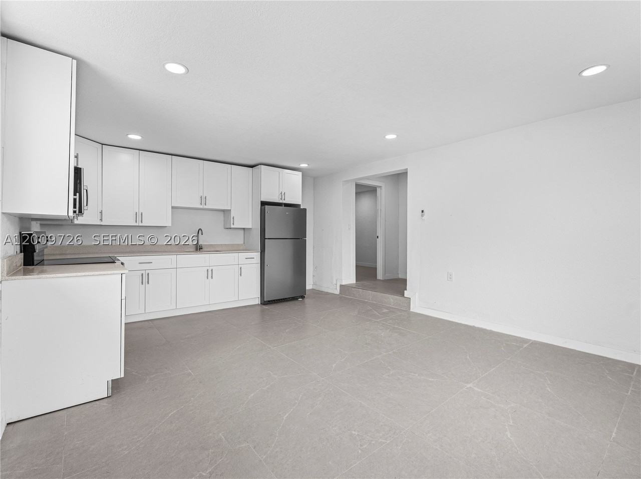 1370 W 29th St #A - Photo 5 of 11