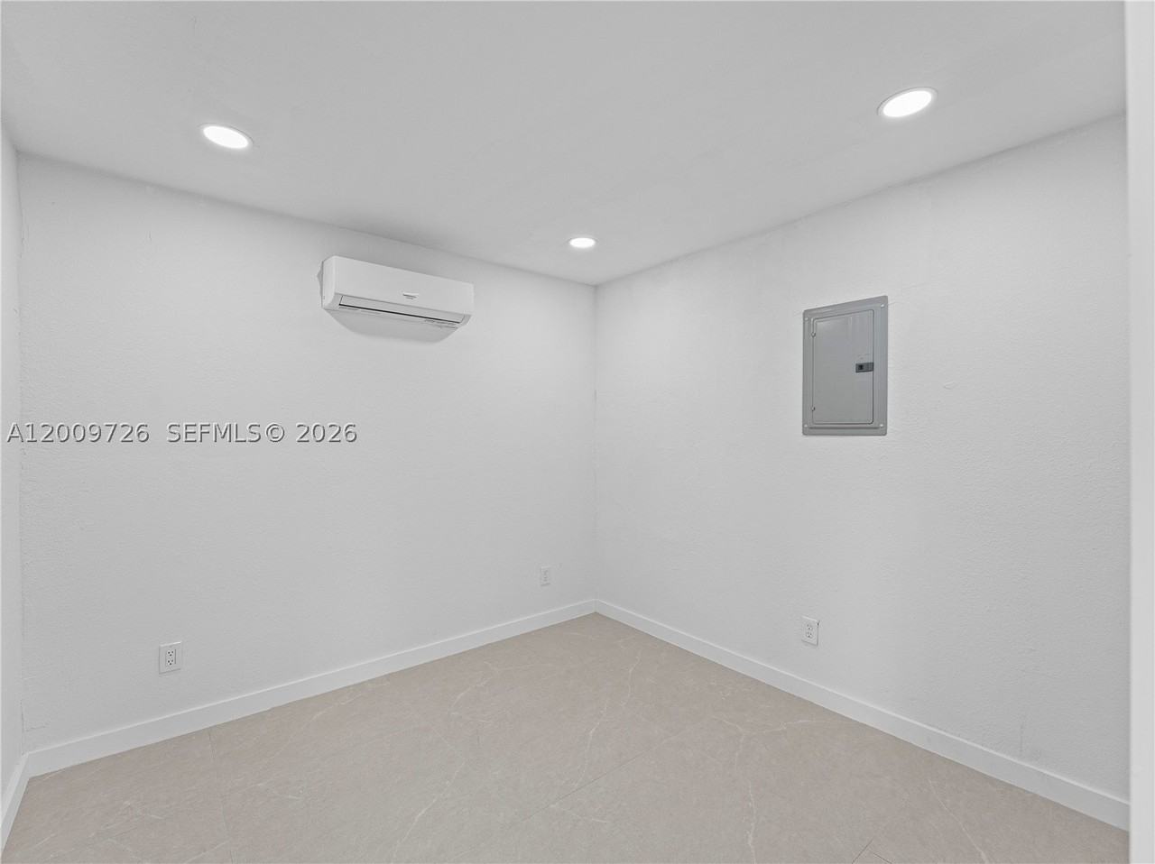 1370 W 29th St #A - Photo 6 of 11