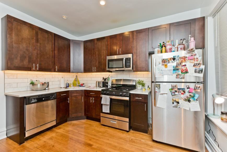 1326 W Roscoe St - Photo 5 of 10