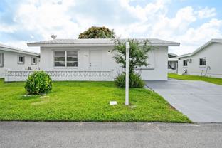 7004 Nw 67th Ave - Photo 1 of 1