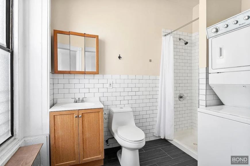 461 4th Ave - Photo 5 of 5