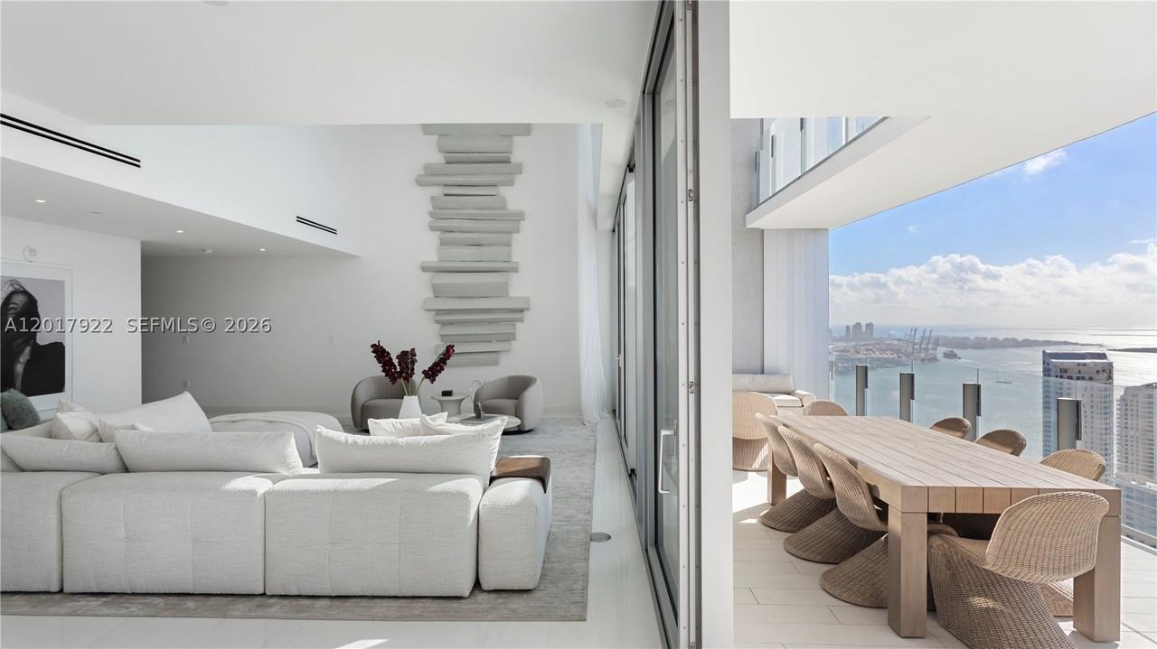 300 Biscayne Boulevard Way #5002E - Photo 3 of 37