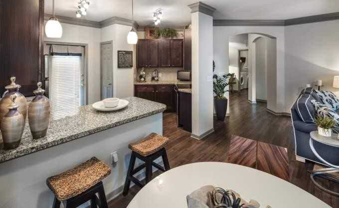 21500 Cypresswood Dr - Photo 7 of 10