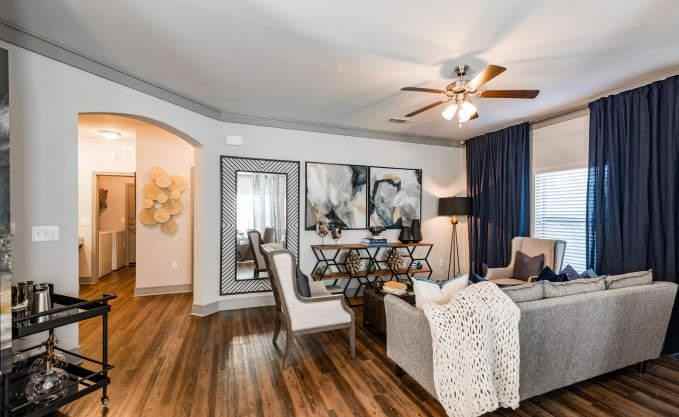 17802 Mound Rd - Photo 3 of 10