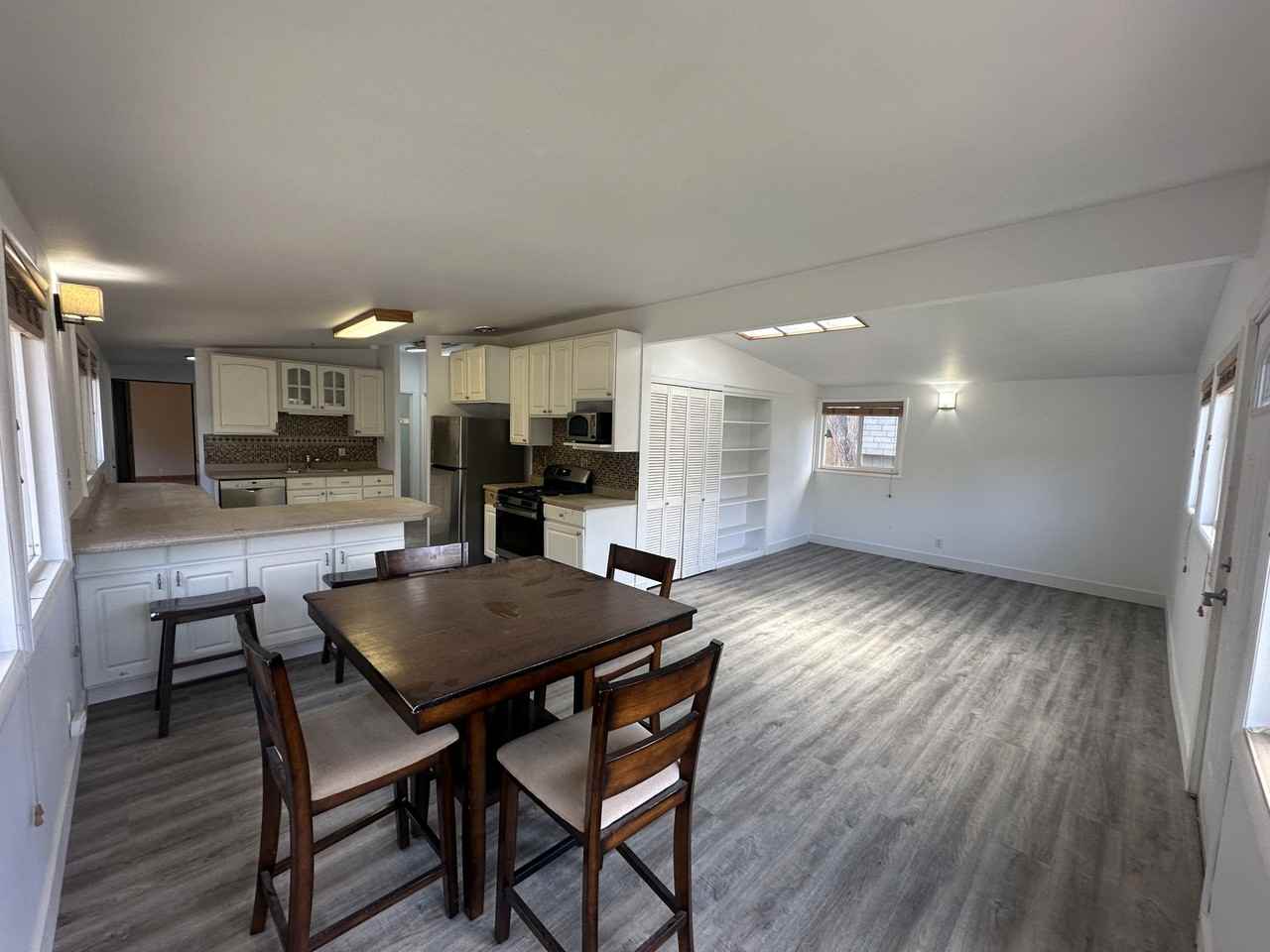 705 Palisade Dr #1 - Photo 4 of 15