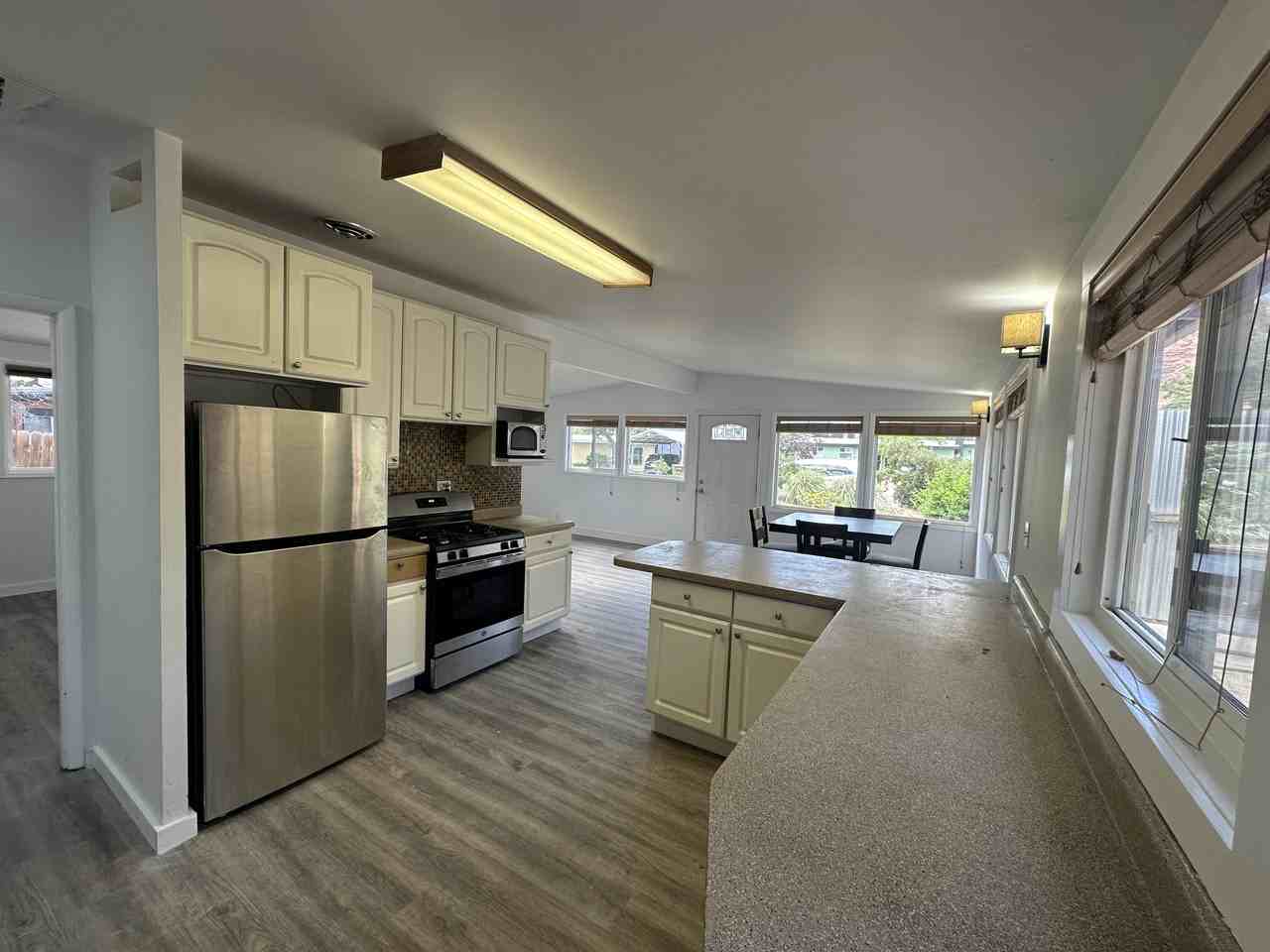 705 Palisade Dr #1 - Photo 6 of 15
