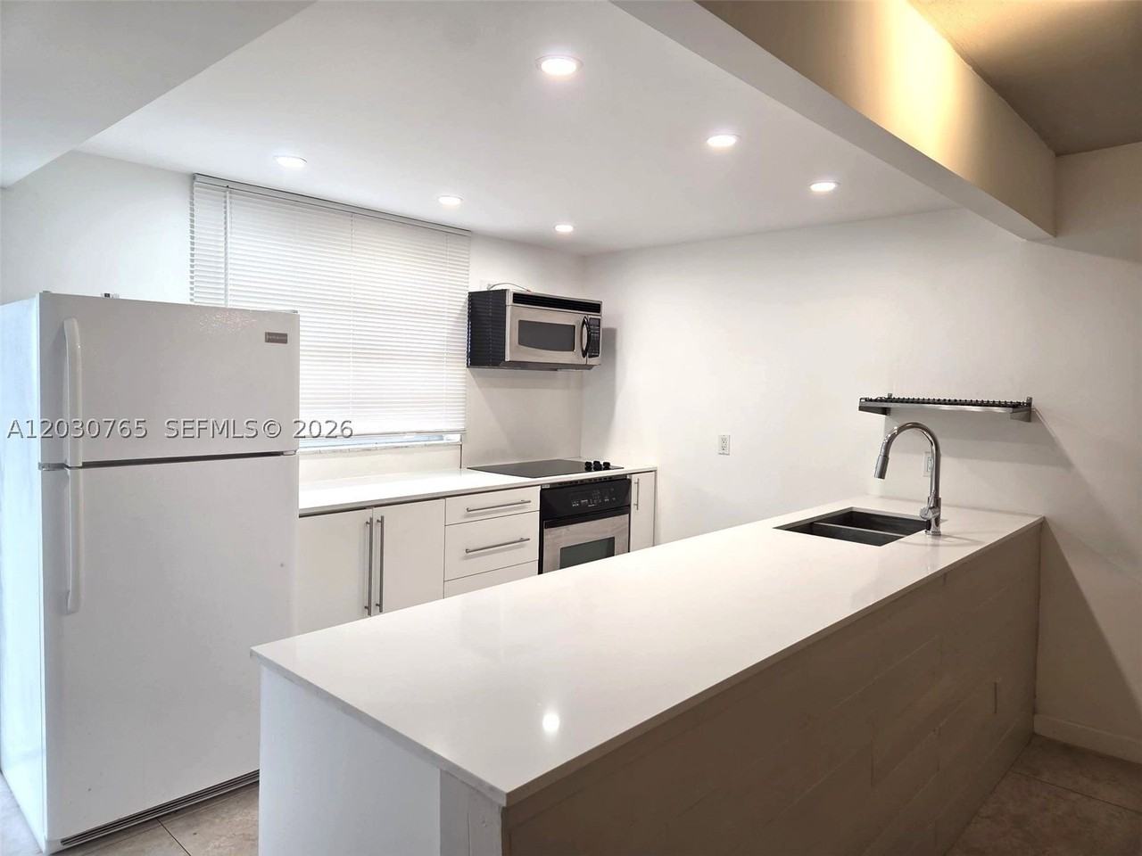 16410 Miami Dr #706 - Photo 5 of 16