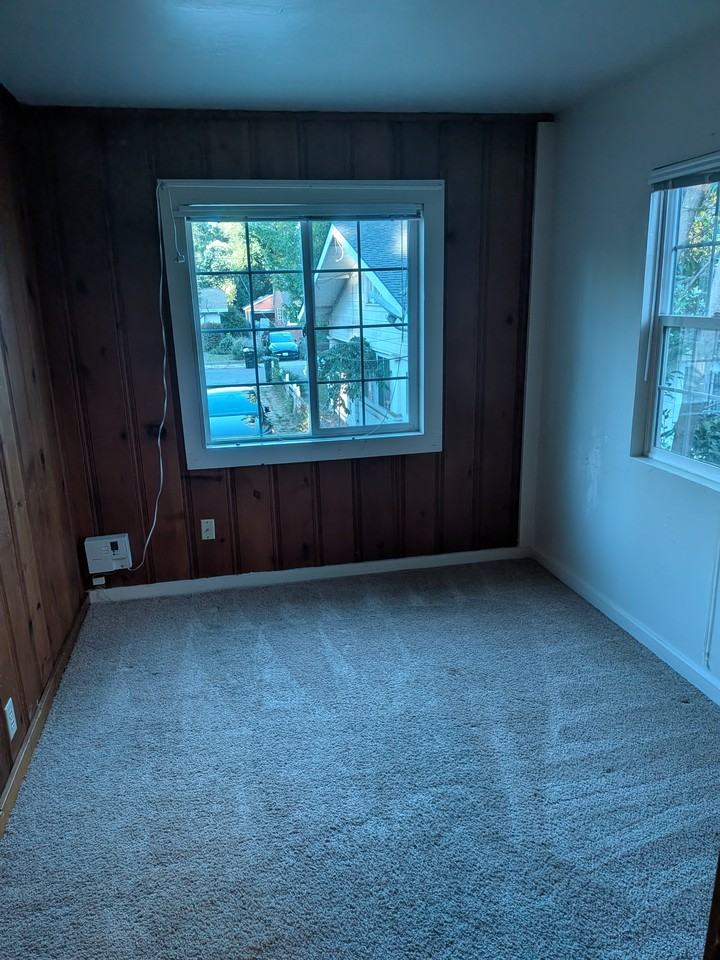138 1/2 Donner Ave #138-1-2 - Photo 5 of 10