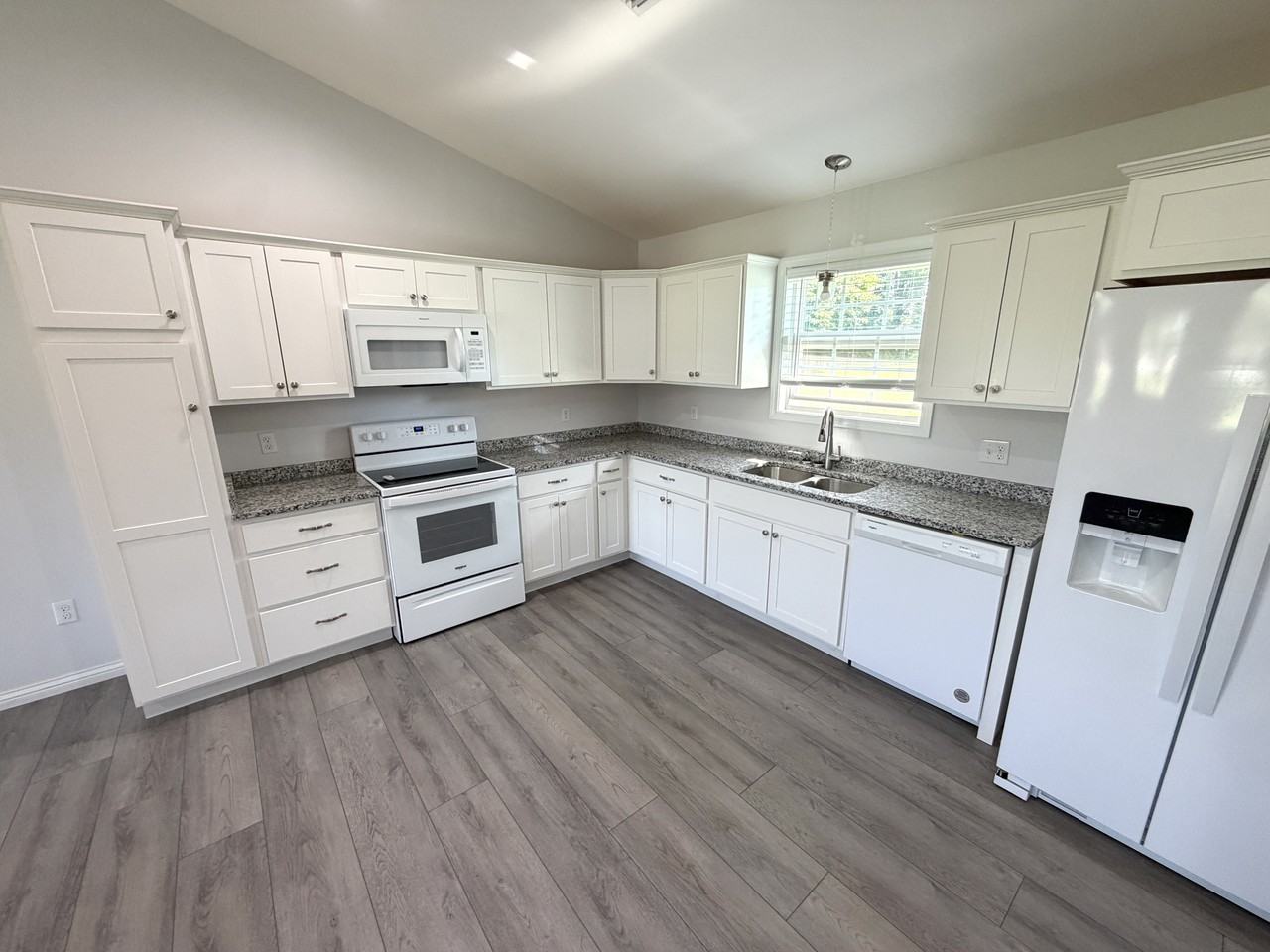 85 Timothy Ln #1 - Photo 3 of 9