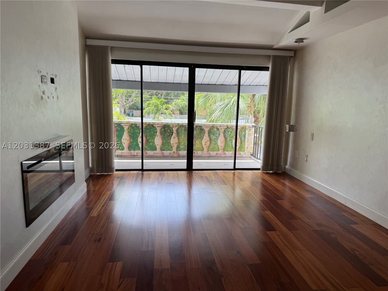 19220 Ne 25th Ave #272B - Photo 7 of 15
