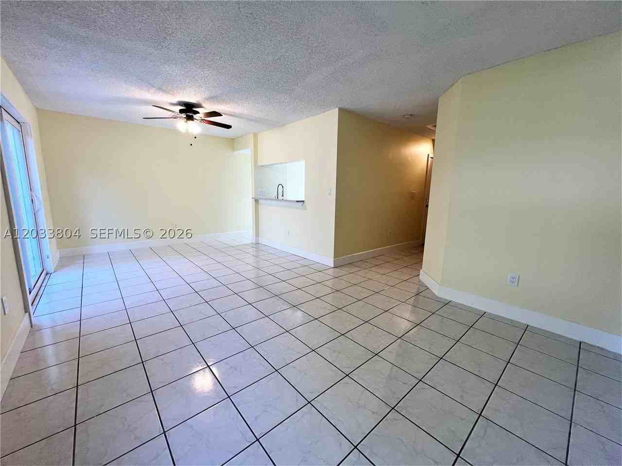 20759 Sw 83rd Ave - Photo 5 of 19