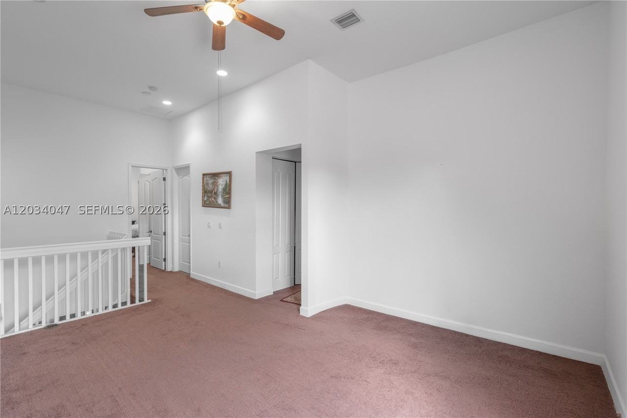 623 Sw 146th Ter - Photo 7 of 29