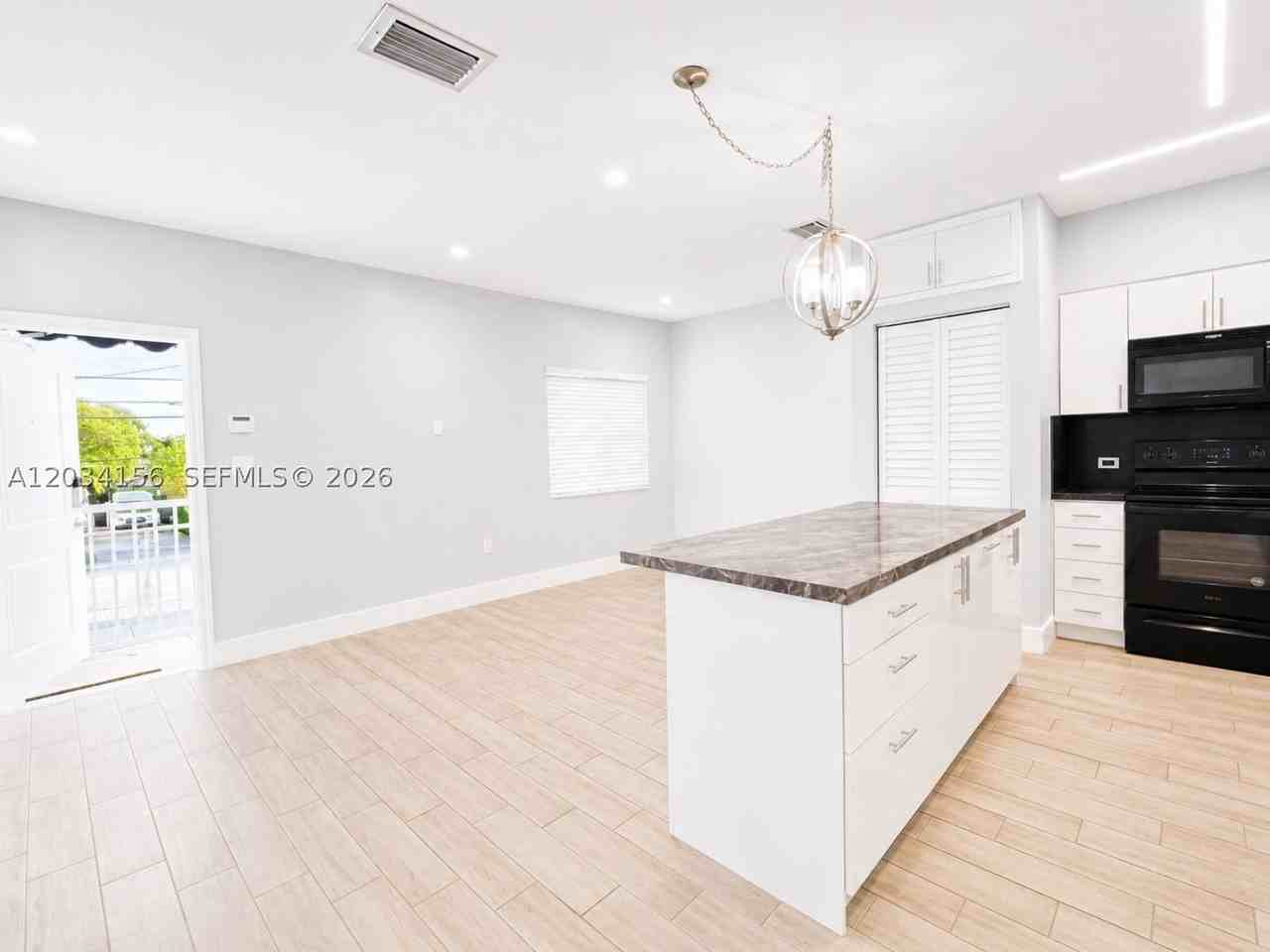 7135 Sw 21st St #1 - Photo 3 of 8