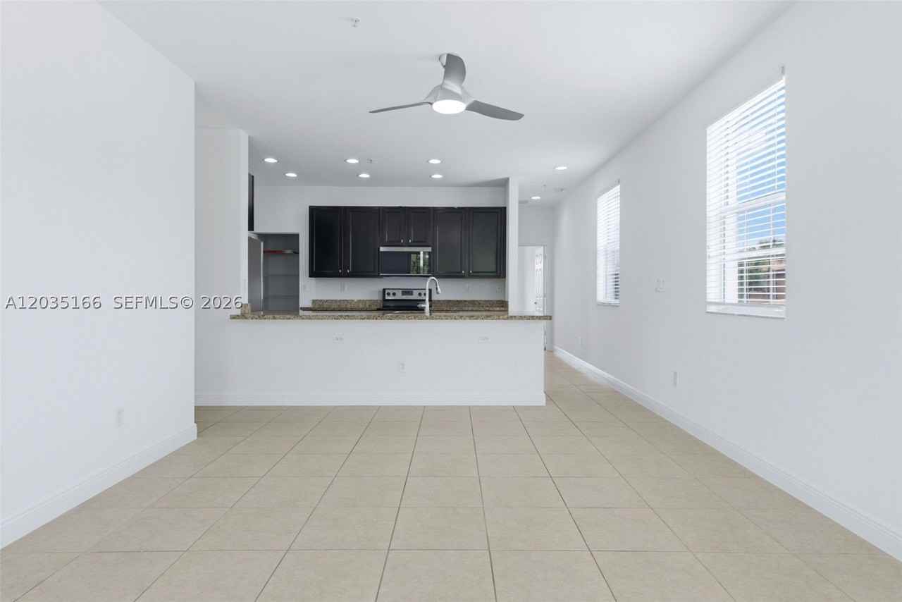 14776 Sw 10th St #10501 - Photo 6 of 38