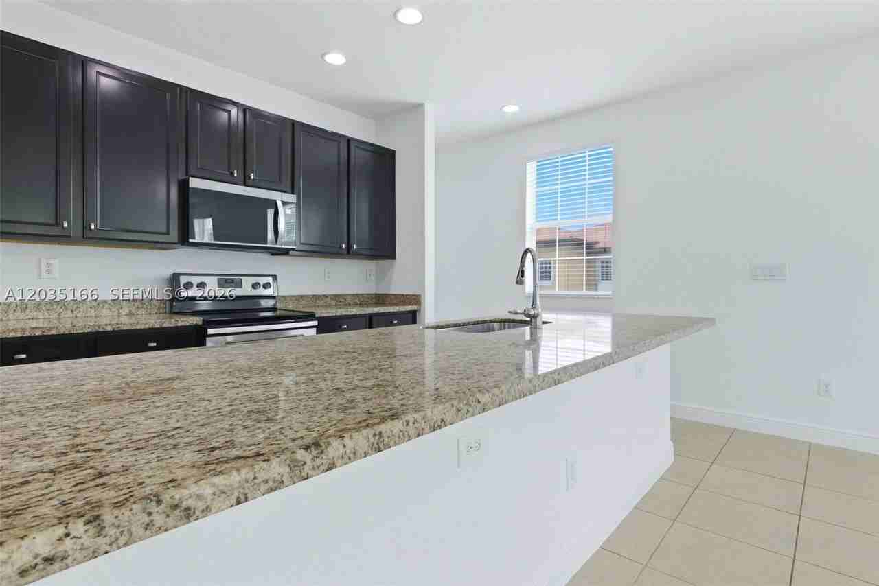 14776 Sw 10th St #10501 - Photo 7 of 38