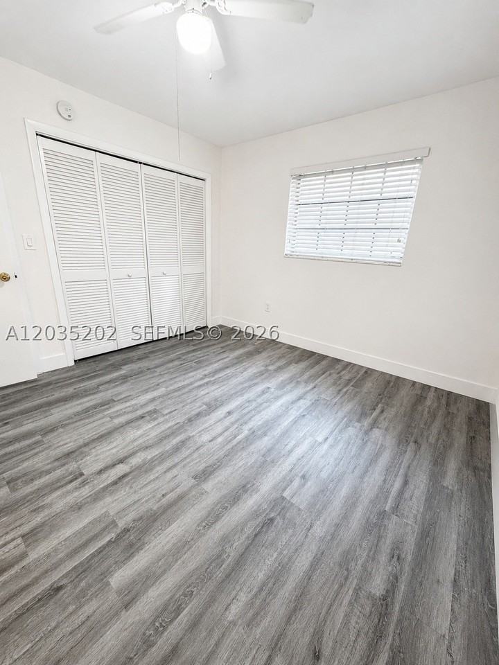 427 Anastasia Ave #11 - Photo 5 of 7