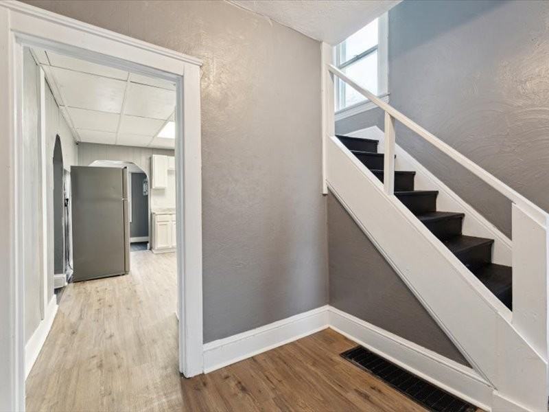 4002 Ardmore Ave #1 - Photo 7 of 50