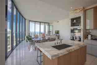 2821 S Bayshore Dr #20D - Photo 1 of 1