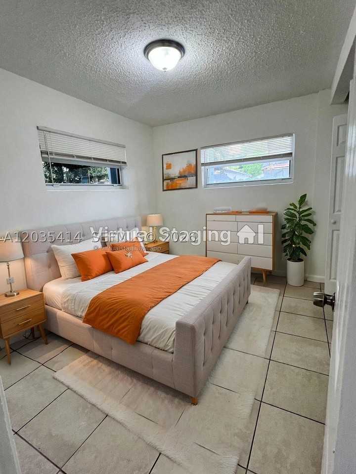 1754 Nw 45th St #1754 - Photo 2 of 10