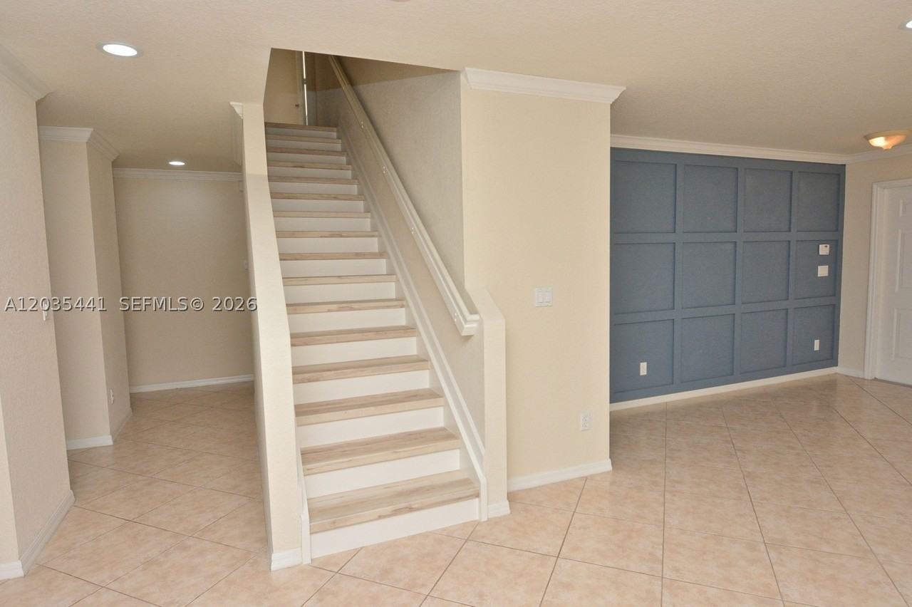4648 56th Ln - Photo 7 of 50