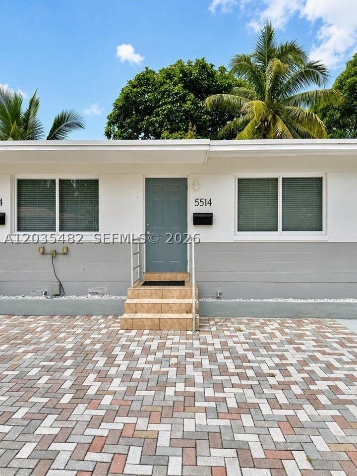 5510 Nw Miami Pl #5514 - Photo 2 of 16
