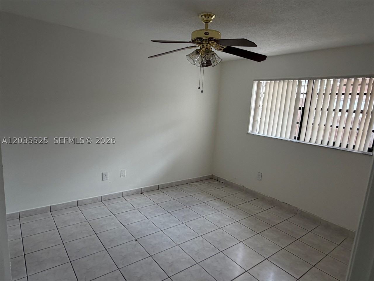 10968 Sw 5th St #10968 - Photo 7 of 10