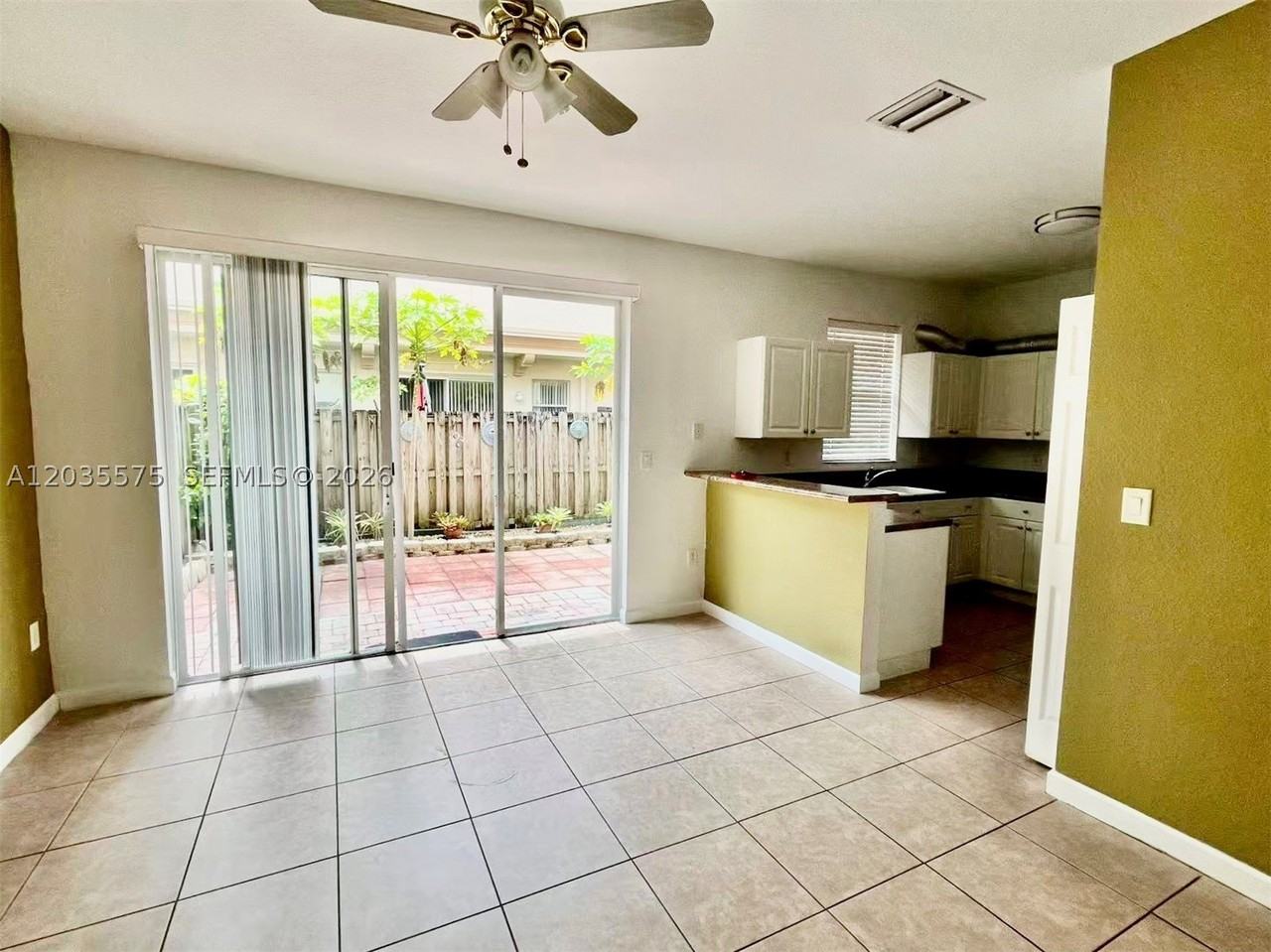 12842 Sw 135th St #12842 - Photo 5 of 11