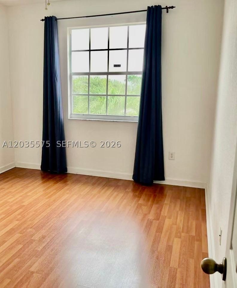 12842 Sw 135th St #12842 - Photo 6 of 11