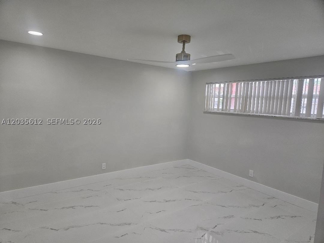 700 S Hollybrook Dr #207 - Photo 7 of 26