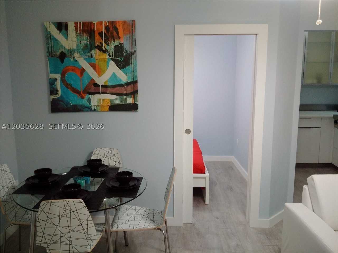 1525 Meridian Ave #104 - Photo 5 of 28
