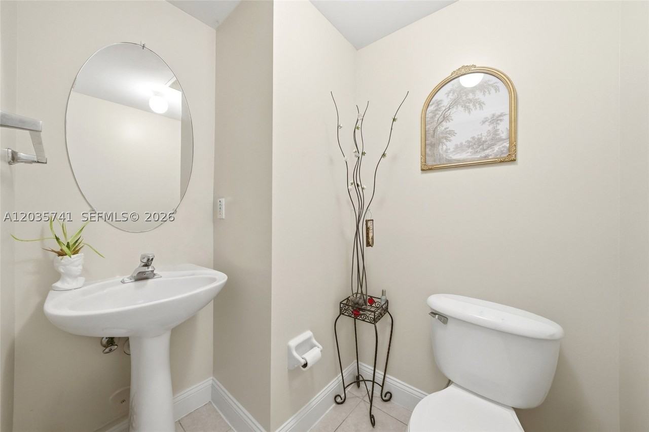 2263 Se 25th Ave #2263 - Photo 6 of 17