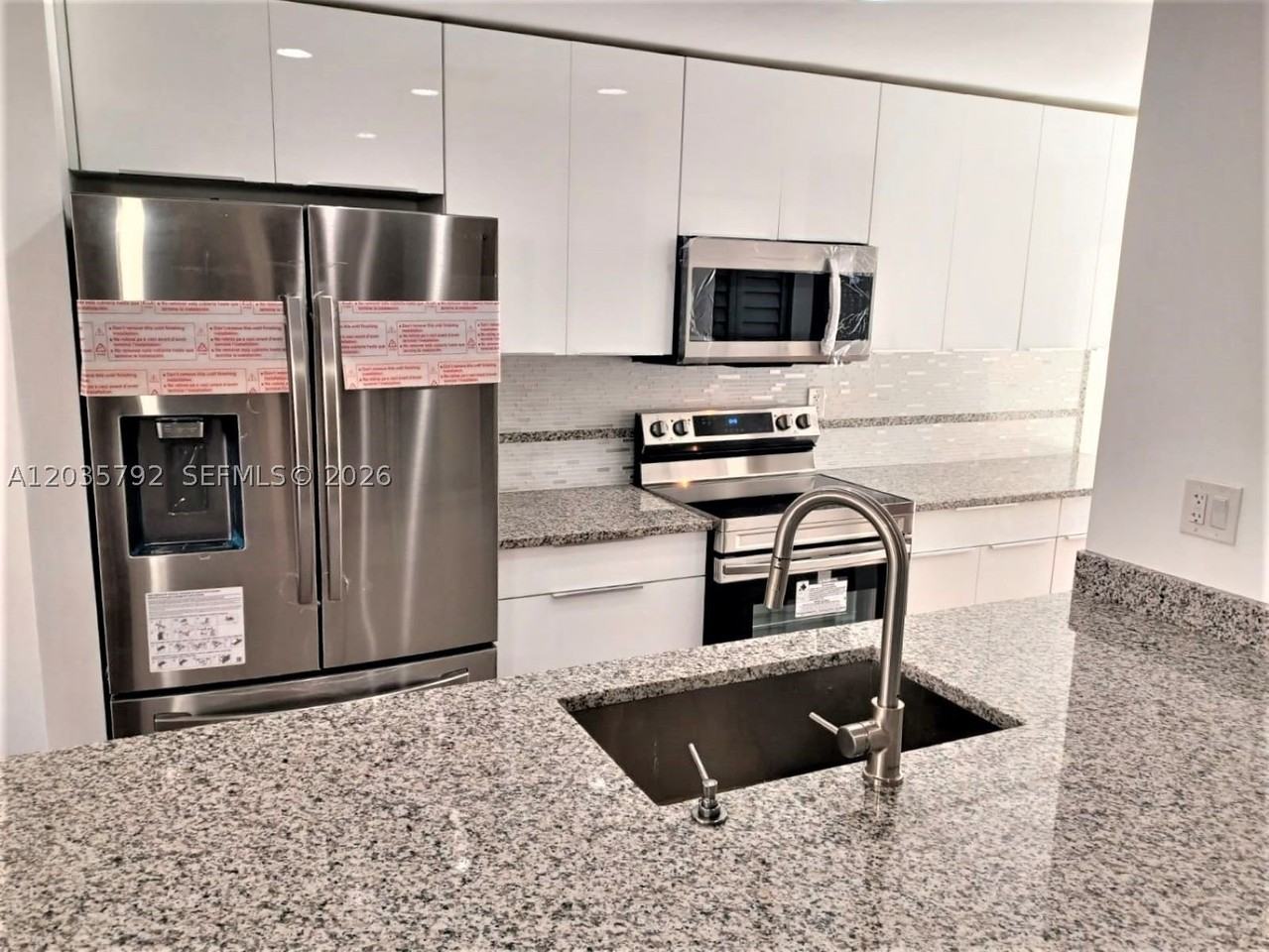 843 Nw 81st Ave #7 - Photo 4 of 12