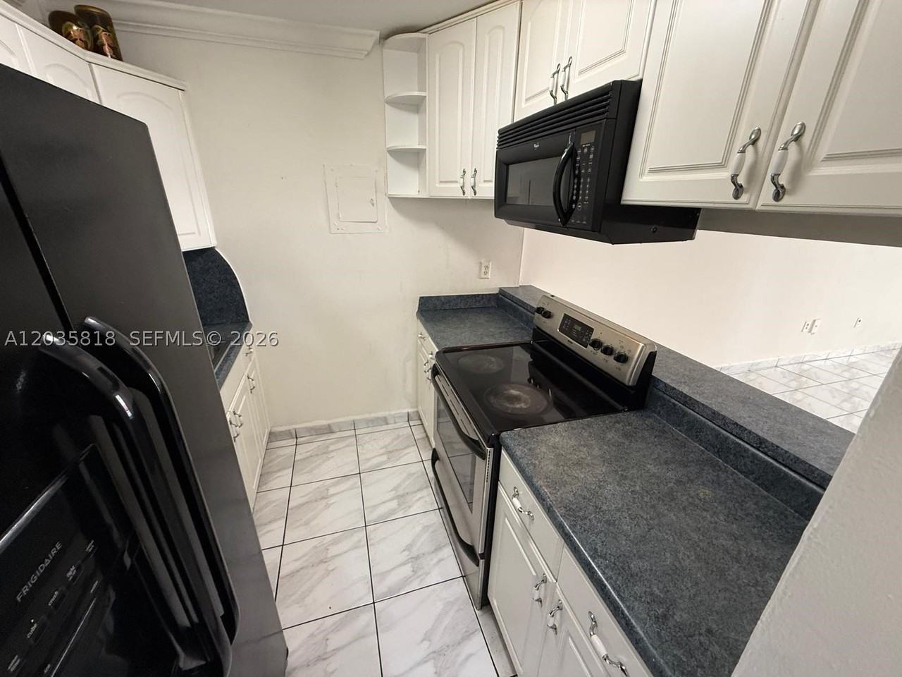 1285 W 26th Pl #204 - Photo 6 of 7