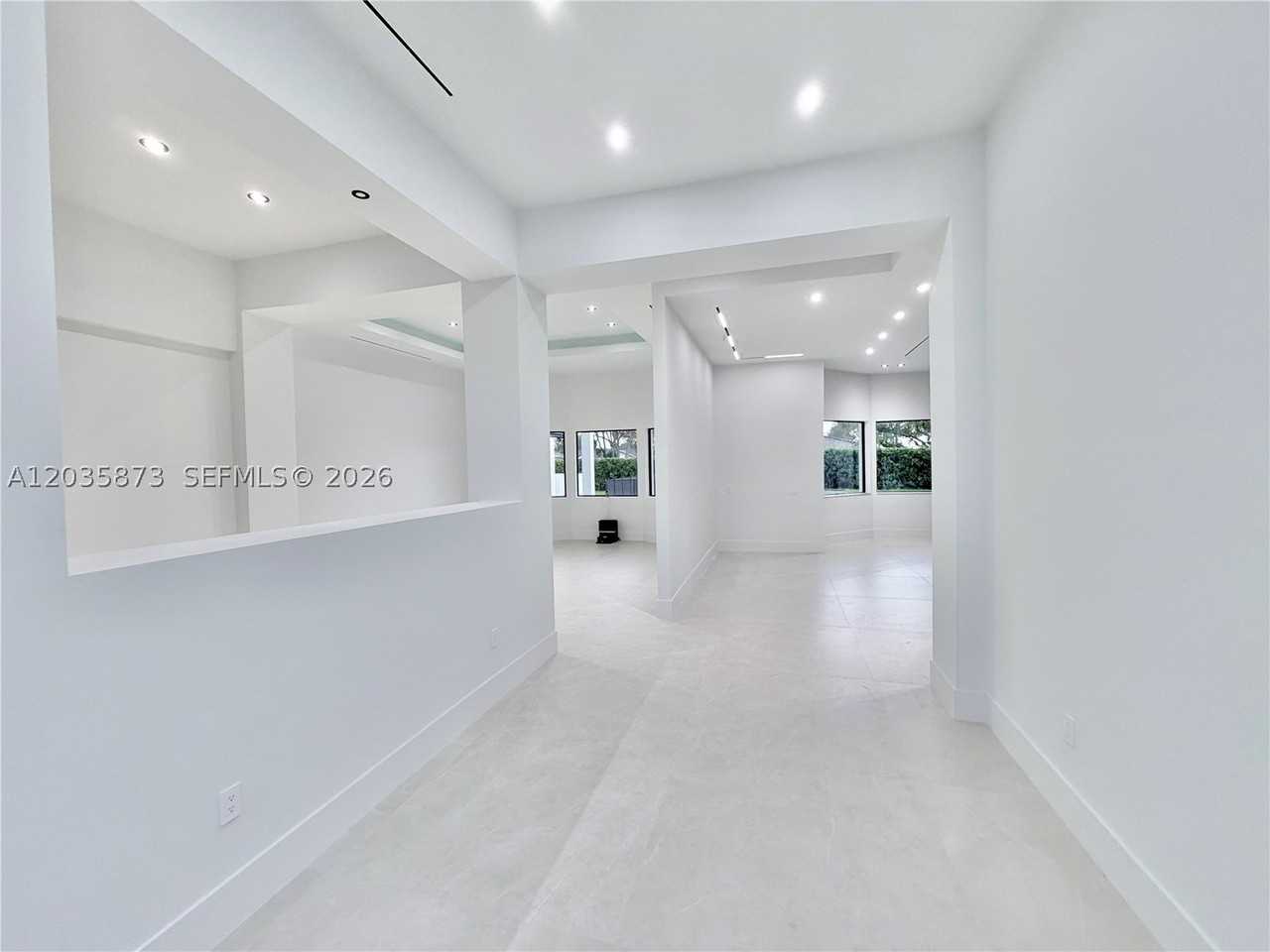19880 Sw 134th Ave - Photo 7 of 50