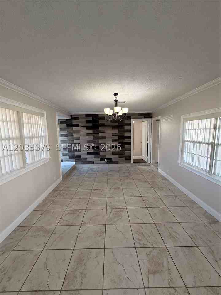 7751 Nw 32nd St - Photo 6 of 24