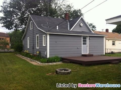 110 24th Ave N - Photo 2 of 14