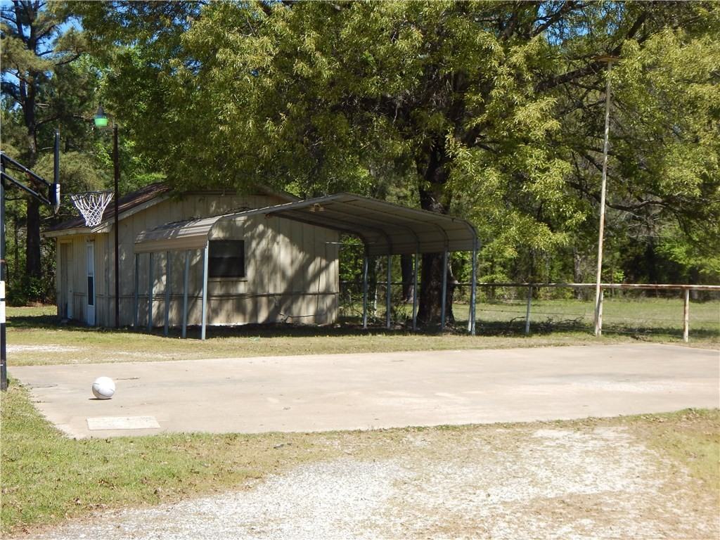 1104 TX-154 - Photo 2 of 14