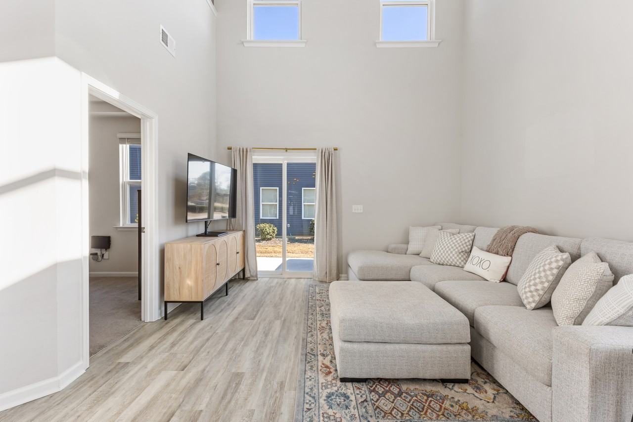 7695 Knightbell Cir #1 - Photo 3 of 11