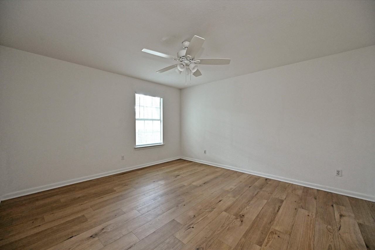 108 N Mockingbird Cir - Photo 7 of 10