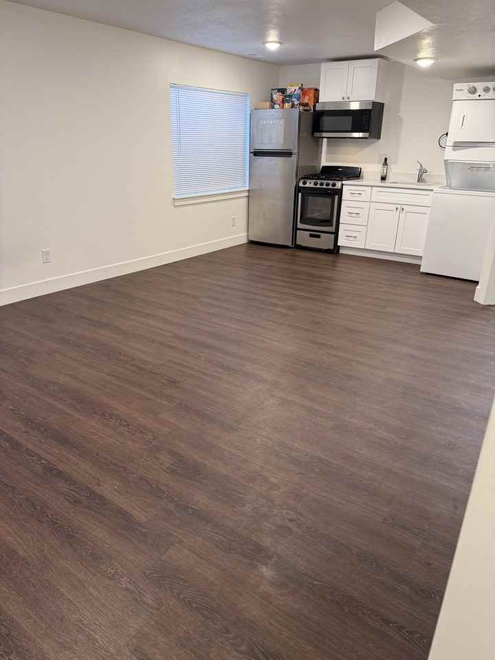 727 N 150 E Downstairs - 1 #1 - Photo 2 of 2