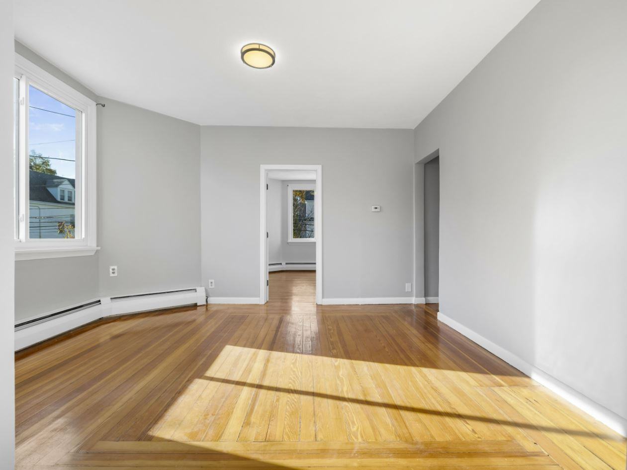 42 William St #2ROOMA - Photo 5 of 10