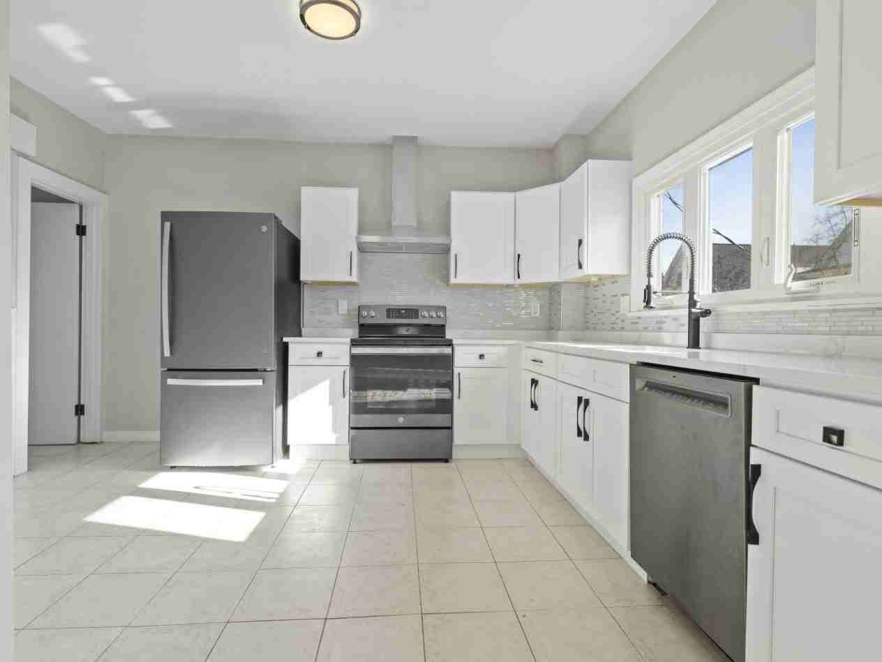 42 William St #D - Photo 2 of 10