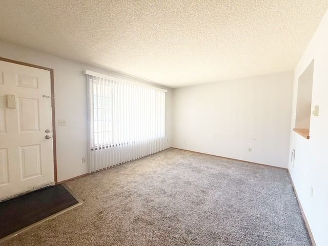 2512 Crystal Springs Rd W #2512-2 - Photo 4 of 20