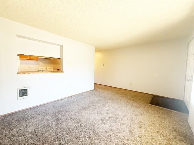 2512 Crystal Springs Rd W #2512-2 - Photo 5 of 20