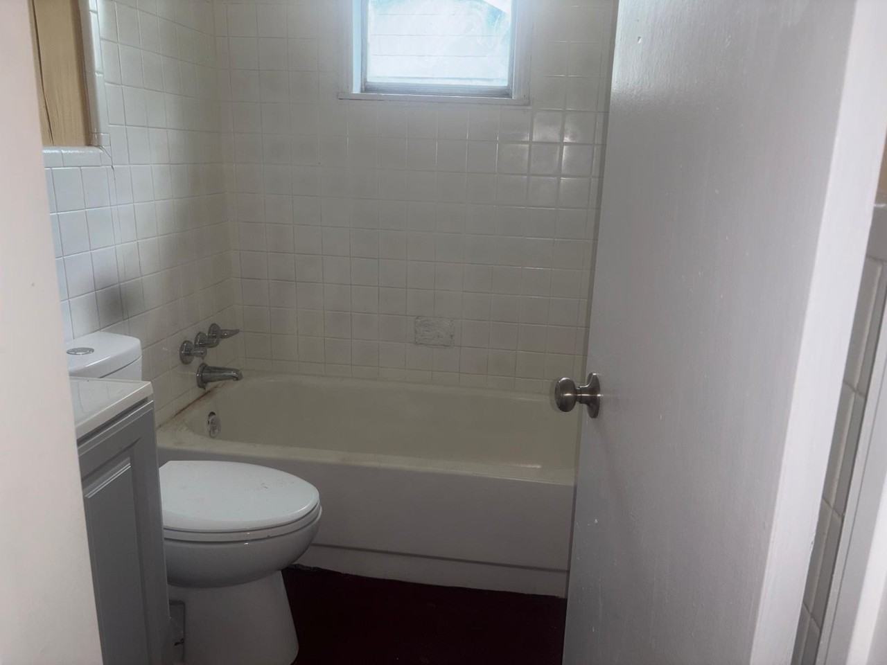 4310 Capitol Ave #1 - Photo 3 of 12