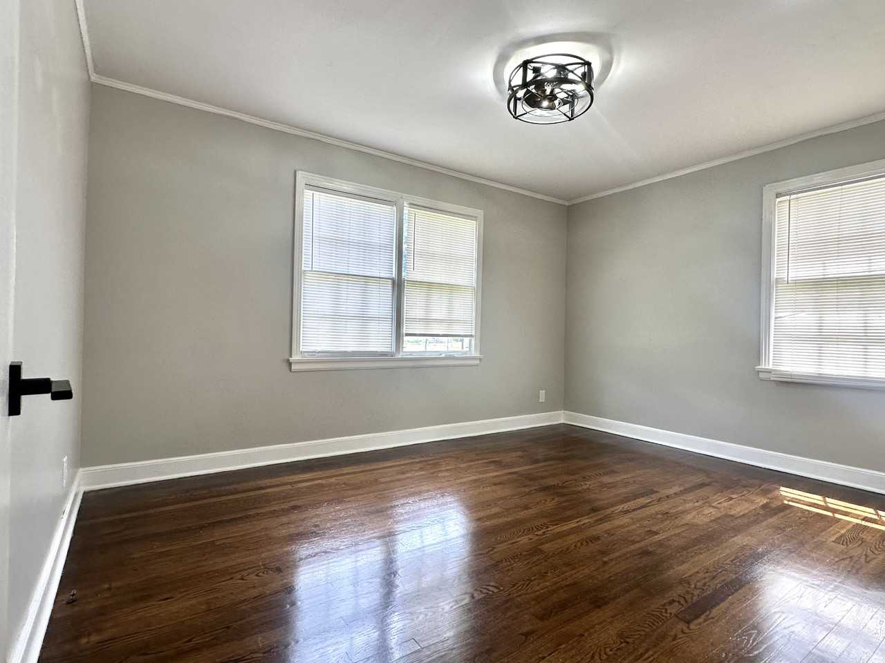 3634 Autumn Ave #1 - Photo 5 of 10