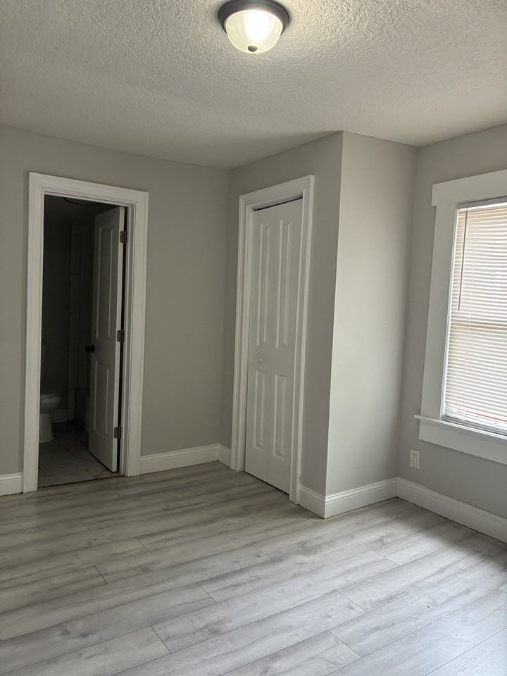 2344 Johnson Ave #1 - Photo 5 of 13